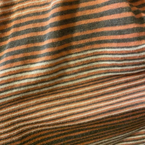 Liz Lange Maternity. - Picture 3 of 4